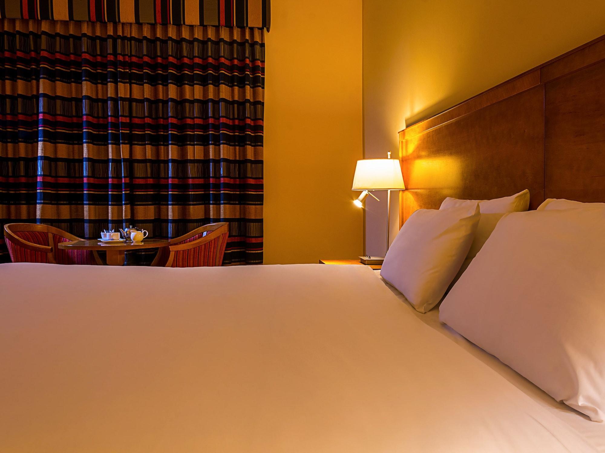 Lady Gregory Hotel, Leisure Club & Beauty Rooms Ґорт Екстер'єр фото