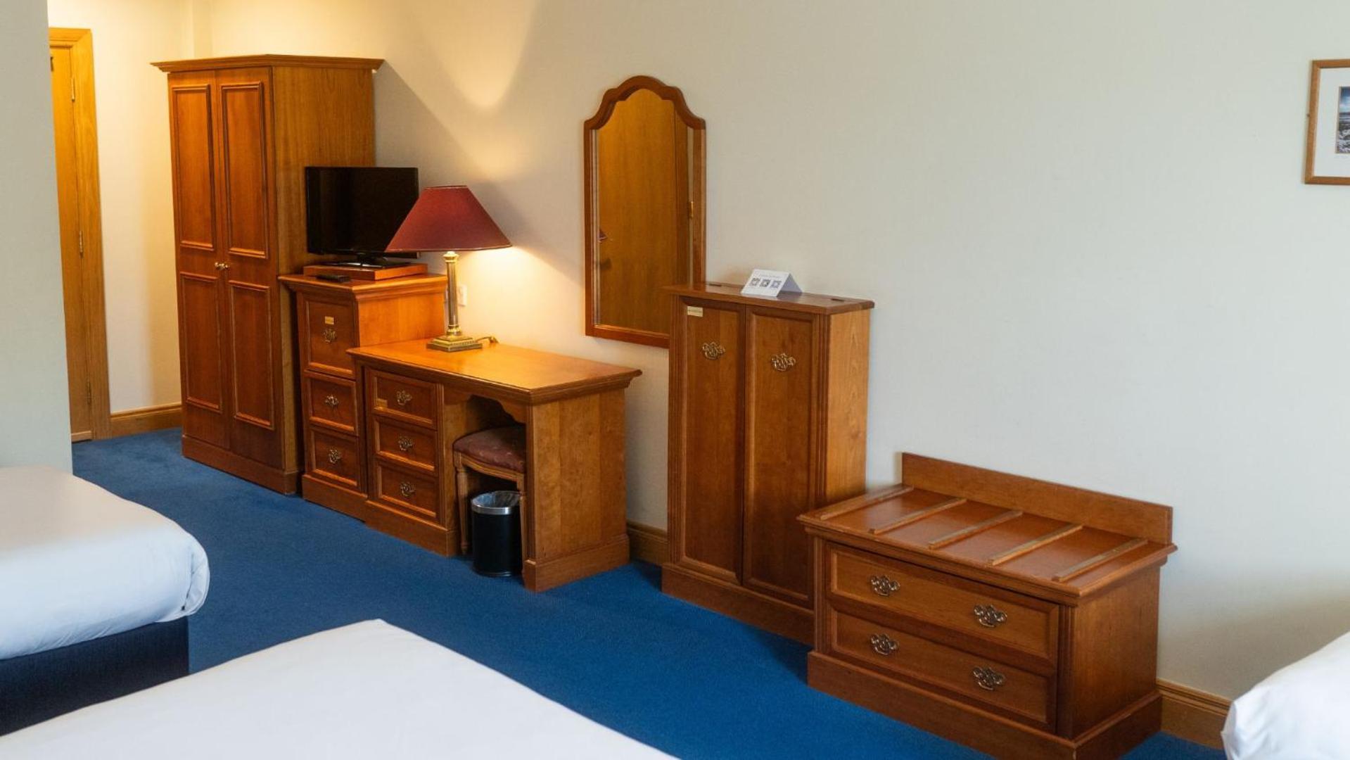 Lady Gregory Hotel, Leisure Club & Beauty Rooms Ґорт Екстер'єр фото